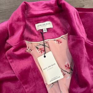 Skies Are Blue Curvy, Ruched 3/4 Sleeves Hot Pink Velvet Blazer size 1X